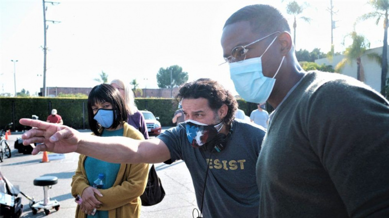 Jon Huertas pratar om att regissera 'This Is Us', Crying on Set & These Flash-Forward Scenes