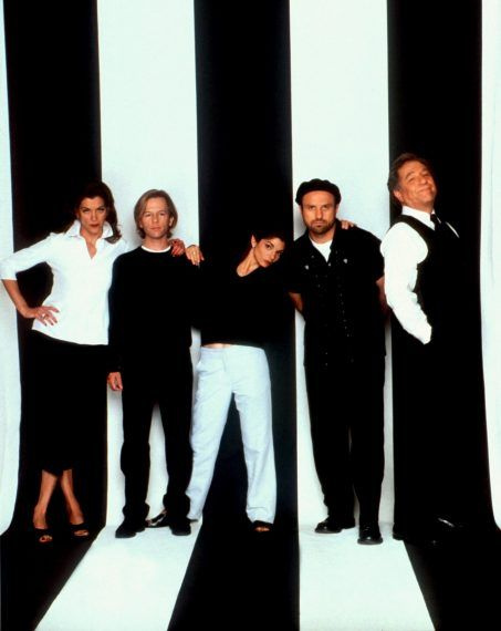 374948 13: The cast of NBC