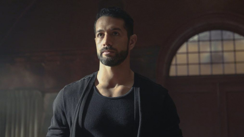 'Tiny Pretty Things' Bayardo De Murguia sobre el protagonismo