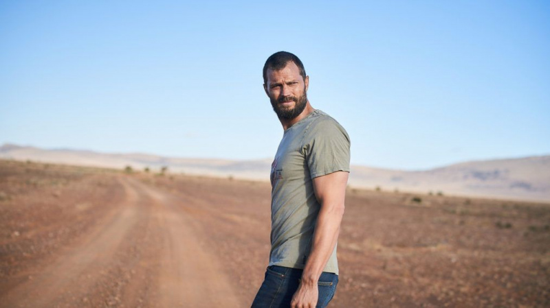 Premières images de Jamie Dornan dans le drame HBO Max « The Tourist »