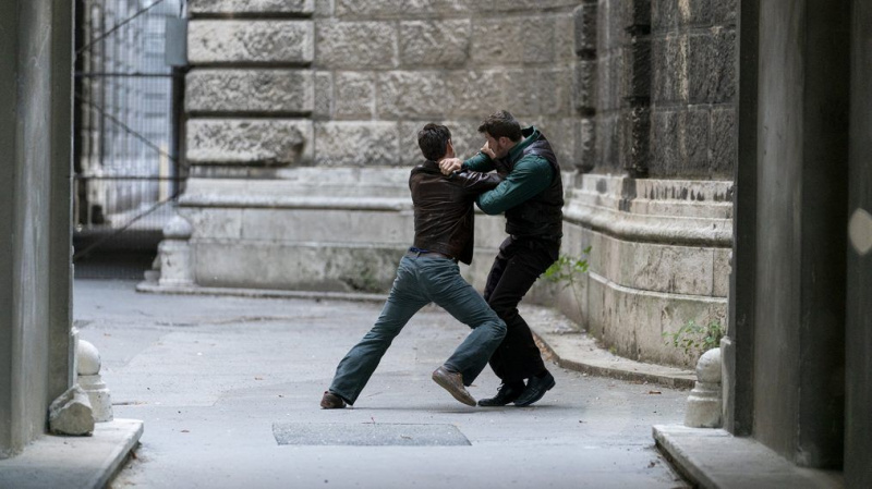'Treadstones Stunt Coordinator Previews 2 Key Fights in Episode 8