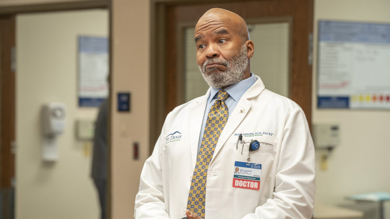   David Alan Grier, St. Denis Medical'da