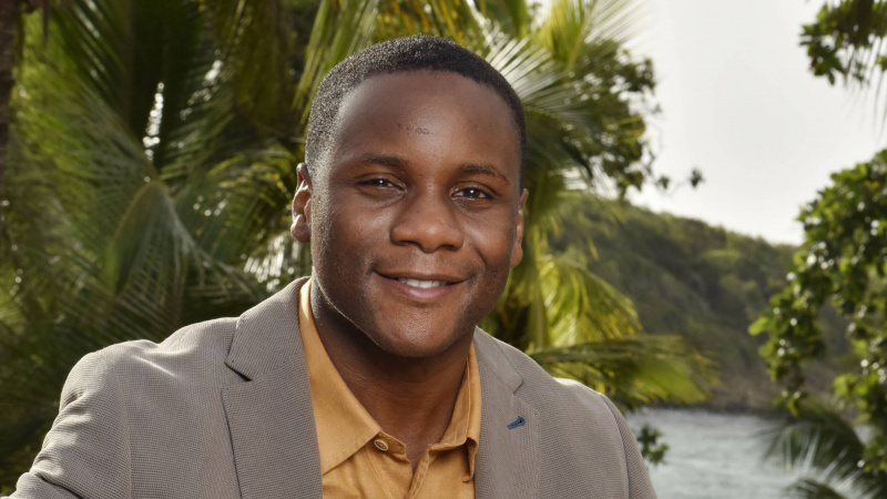   JP (Tobi Bakare) en Death in Paradise temporada 14