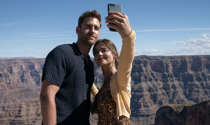   Vo filme Wilderness si zahrali Jenna Coleman a Oliver Jackson-Cohen