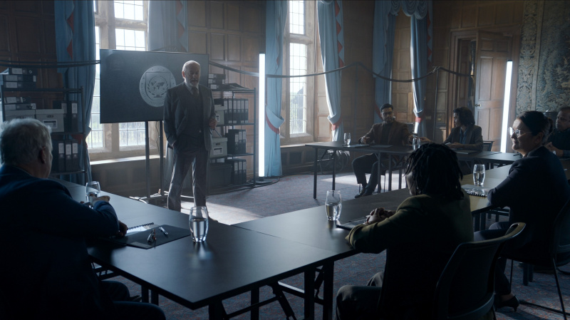   Ο Liam Cunningham ως Wade στο επεισόδιο 106 του 3 Body Problem