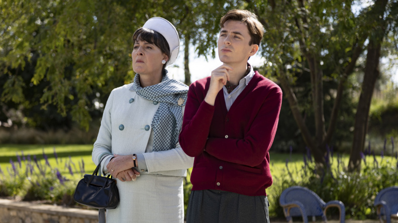   Rebecca ROOT รับบทเป็น Cynthia Fitzsimmons, Matthew BEARD รับบทเป็น George Fitzsimmons ใน Monsieur Spade