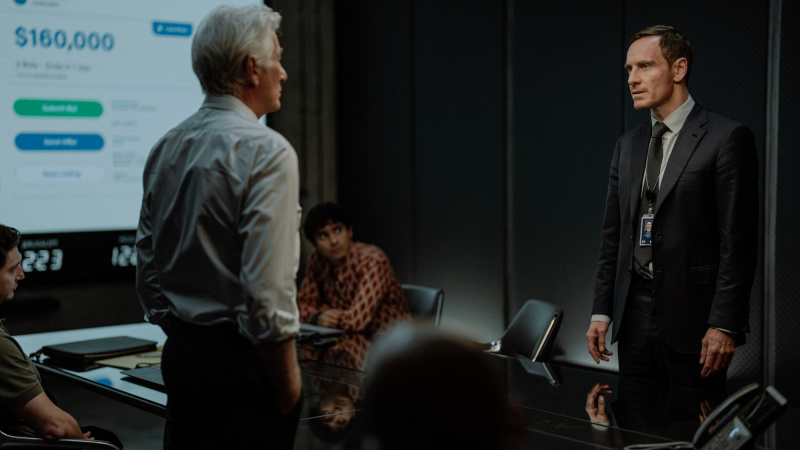  Richard Gere ve Michael Fassbender The Agency'de