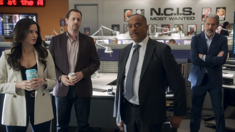 NCIS'de Katrina Law, Sean Murray, Rocky Carroll ve Gary Cole