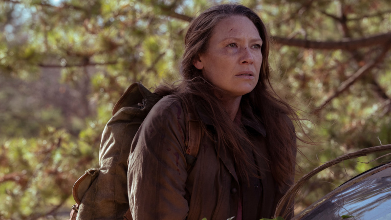   Tess (Anna Torv) pred autom vo filme The Last Of Us