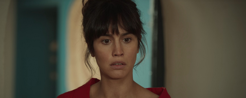   María parece horrorizada.