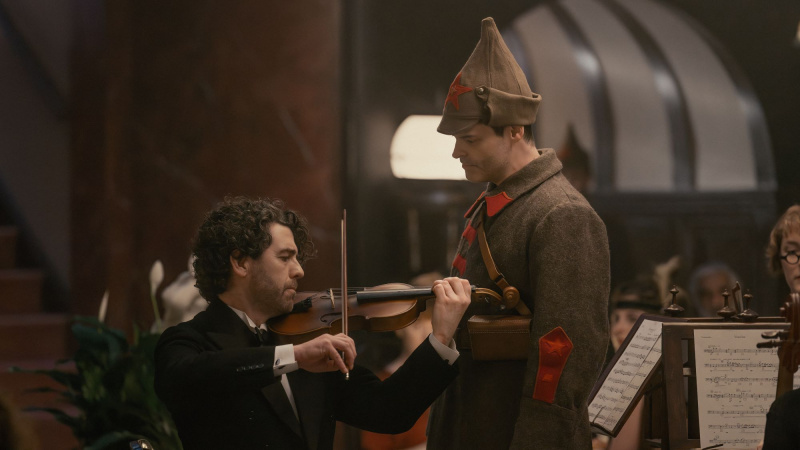   Paul Ready ใน A Gentleman in Moscow