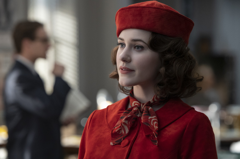   ภาพ: ราเชล บรอสนาฮาน (มิเรียม'Midge' Maisel)