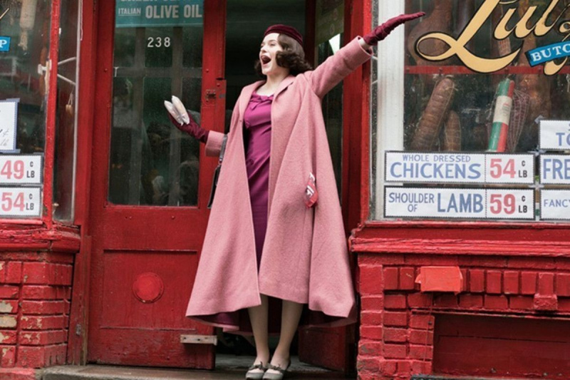   ภาพ: ราเชล บรอสนาฮาน (มิเรียม'Midge' Maisel)
