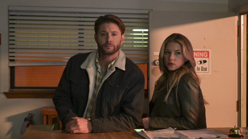   Jensen Ackles a Katheryn Winnick vo filme Big Sky