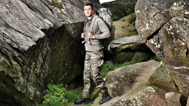   Нэйтан Адриан в Special Forces: World's Toughest Test season 3 cast photo