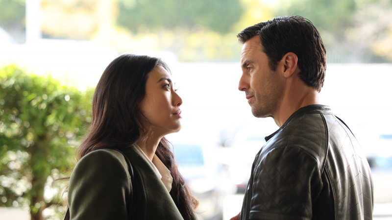  Catherine Haena Kim a Milo Ventimiglia vo filme The Company You Keep