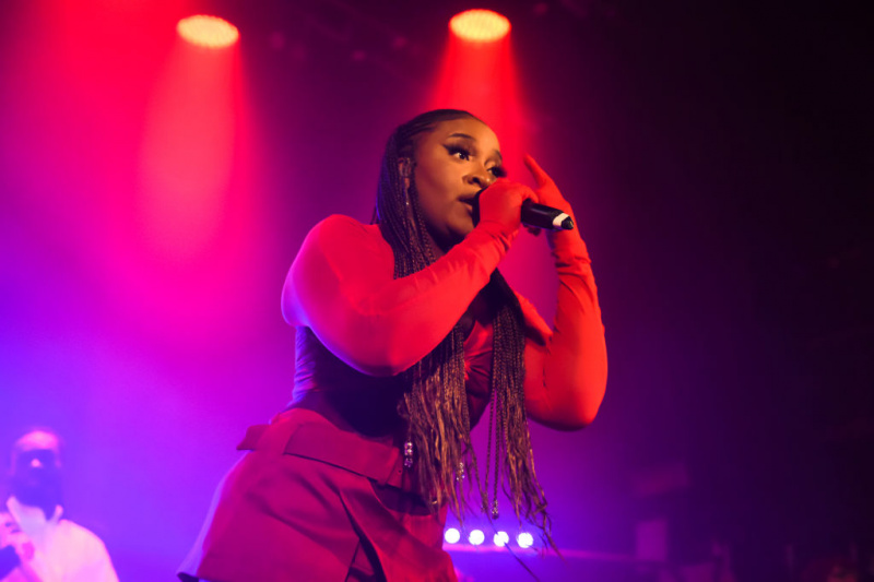   Ray BLK.