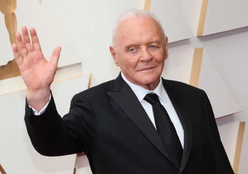 Anthony Hopkins ส่งเสียงเชียร์