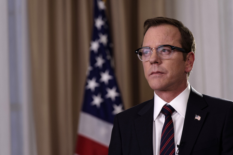   Παίζοντας έναν φανταστικό πρόεδρο στο Designated Survivor.