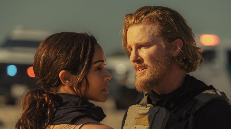  Η Zoe Saldana και ο Thad Luckinbill στο Lioness