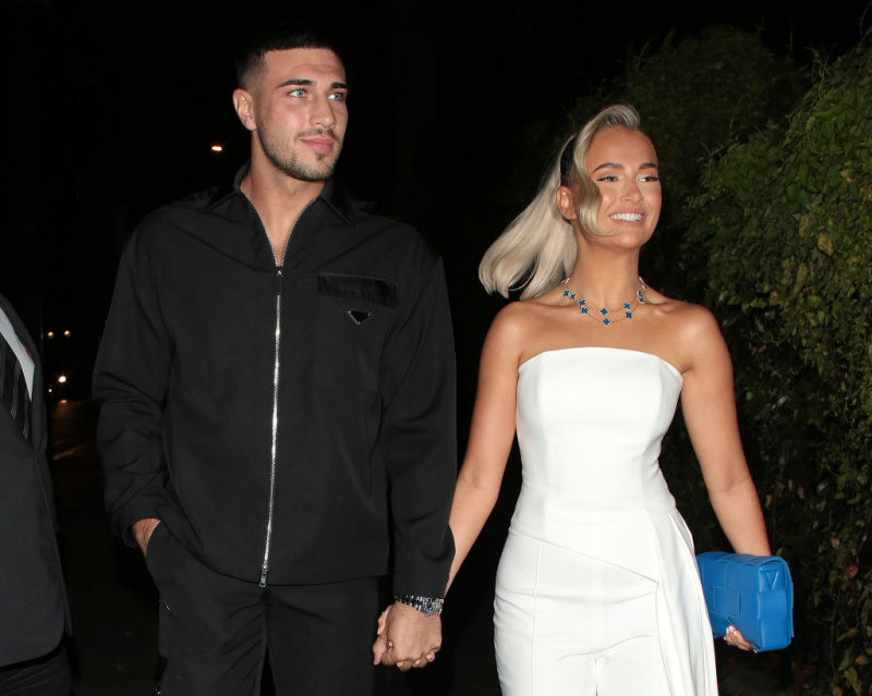  Molly-Mae Hague กับอดีตหุ้นส่วน Tommy Fury ในปี 2021