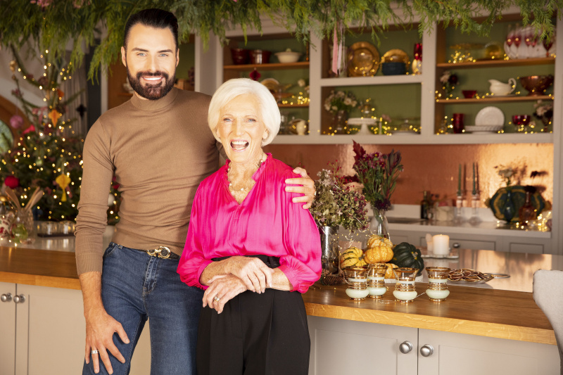   Dame Mary, Rylan'a Brüksel lahanasını sevdirdi mi?
