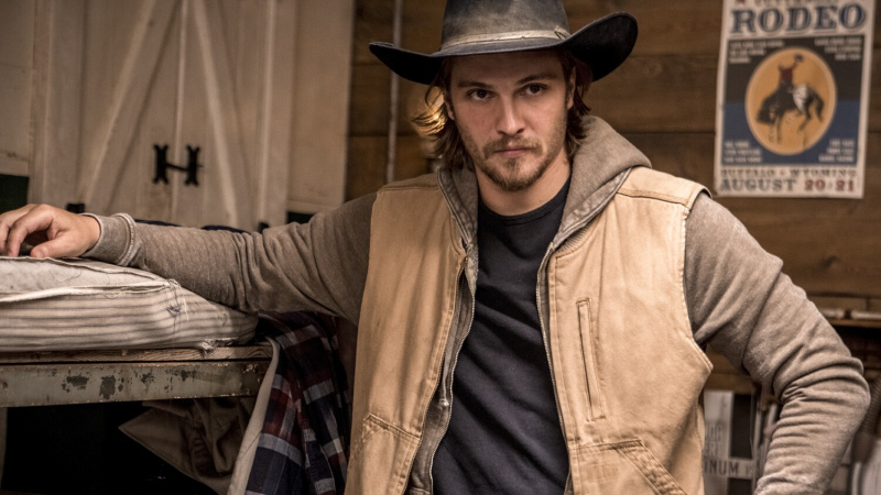 Luke Grimes Yellowstone'da