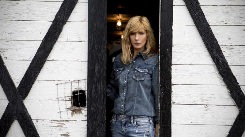  Kelly Reilly Yellowstone'da