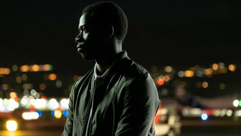  Damson Idris, Franklin Saint rolünde Kar Yağışı 6. sezonda geceye bakıyor