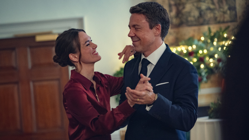   Andrew Buchan filmis Mustad tuvid.