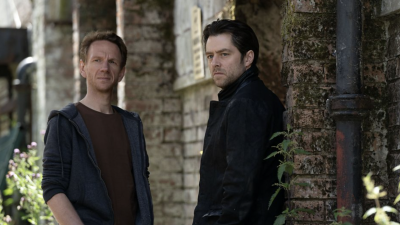  Brian Ferguson kao Michael i Richard Rankin kao John u Rebusu