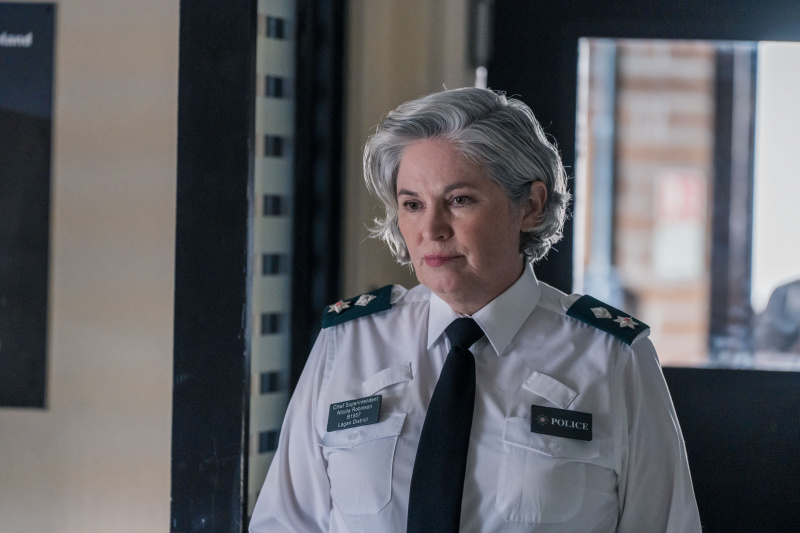 Récapitulatif de l'épisode 5 de la saison 2 de Blue Lights : Là où je veux être