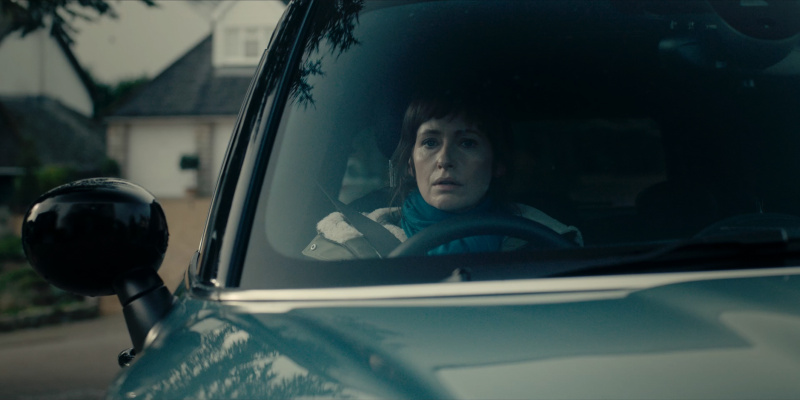   Helen (Rhian Blythe) filmis Cleddau / The One That Got Away 3. osas