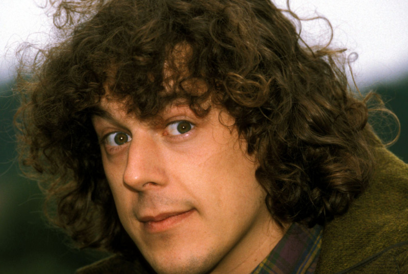 อลัน เดวีส์ เตรียมรับบท Jonathan Creek ตอนใหม่