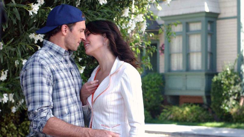   Scott Patterson ja Lauren Graham Gilmore Girlsissä
