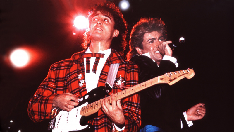 Exclusivo: Uau! estrela Andrew Ridgeley - 'Nunca me canso de ouvir Último Natal'