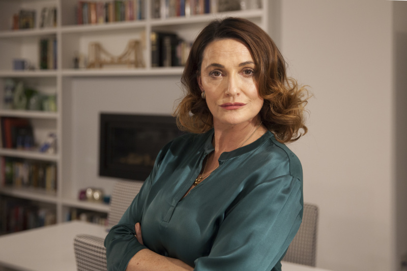  Sarah Parish, McDonald ve Dodds'ta cerrah Mariel'i canlandırıyor