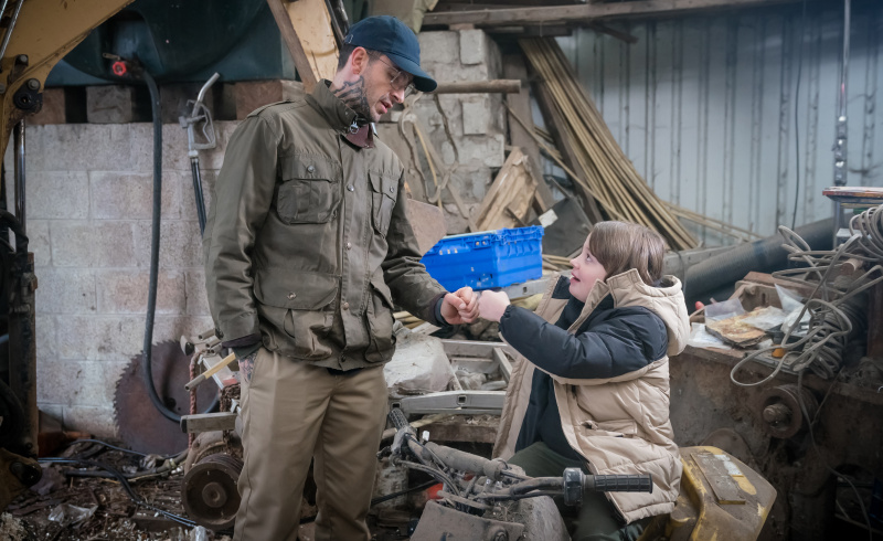   Joe Gilgun e Jude Riordan estrelam Brassic