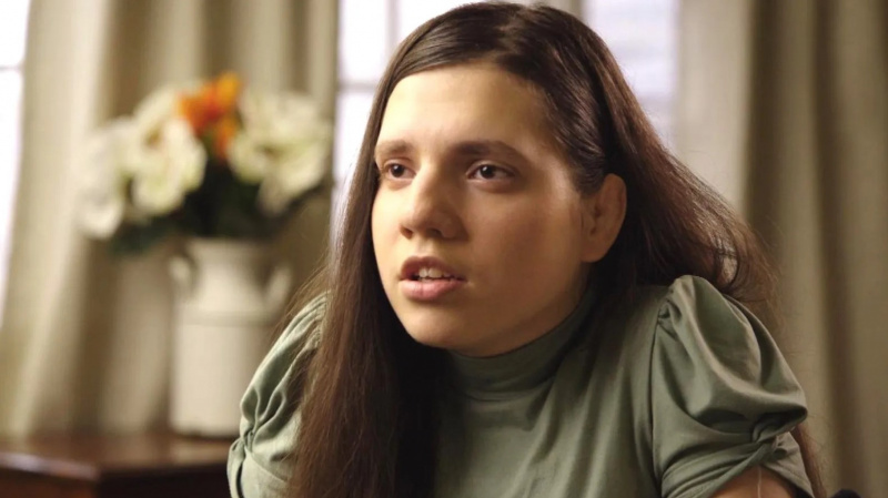   Natalia Grace istub intervjuus filmis The Curious Case of Natalia Grace: Natalia Speaks