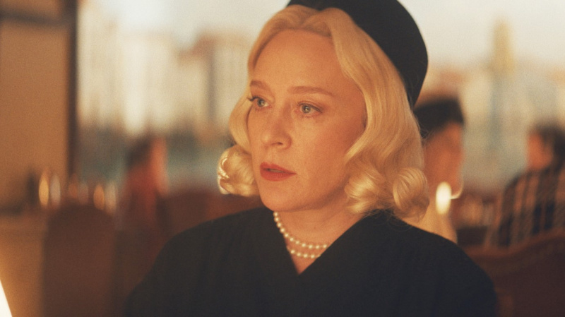   Chloe Sevigny vo filme Feud: Capote vs the Swans