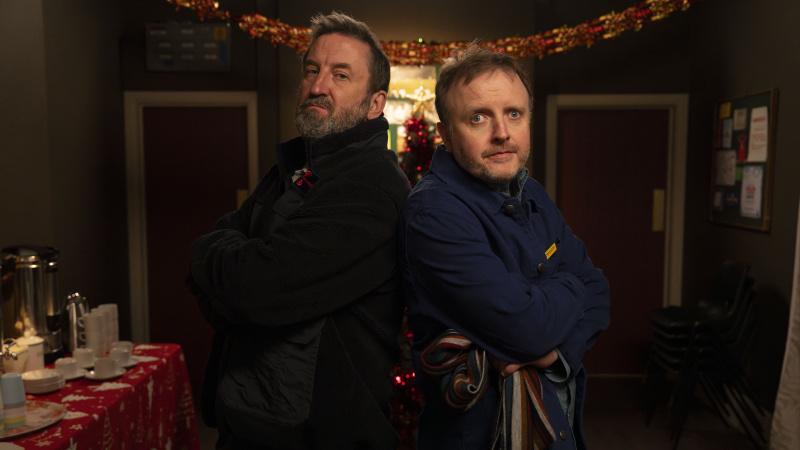   Naabrivalve: Neil (Lee Mack) ja Scott (Chris McCausland) on valves.