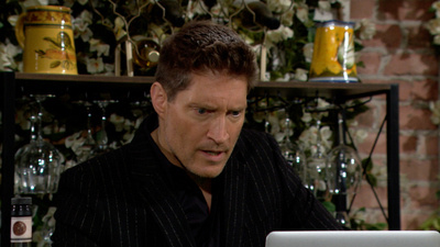 Deacon (Sean Kanan) στο Il Giardino στο The Bold and the Beautiful