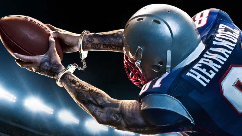   Рекламный баннер для American Sports Story: Аарон Эрнандес