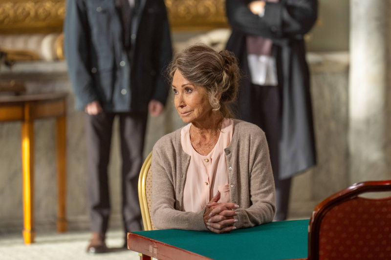   Felicity Kendal jako Lady Bryce w odcinku 2 Ludwiga