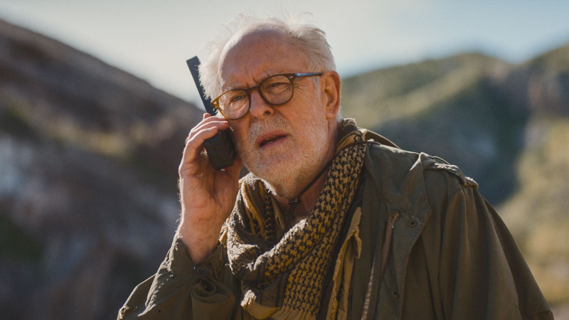   Yaşlı Adam'daki John Lithgow