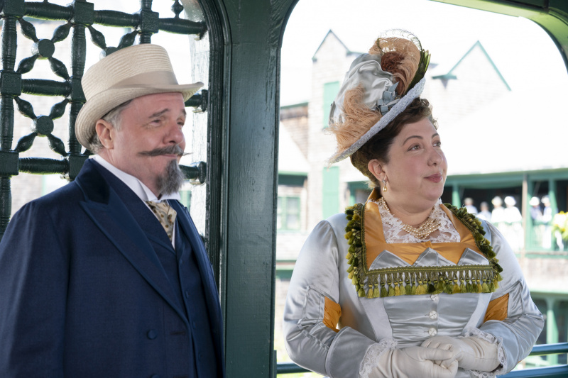   Nathan Lane HBO The Gilded Age ซีซั่น 1 - ตอนที่ 8