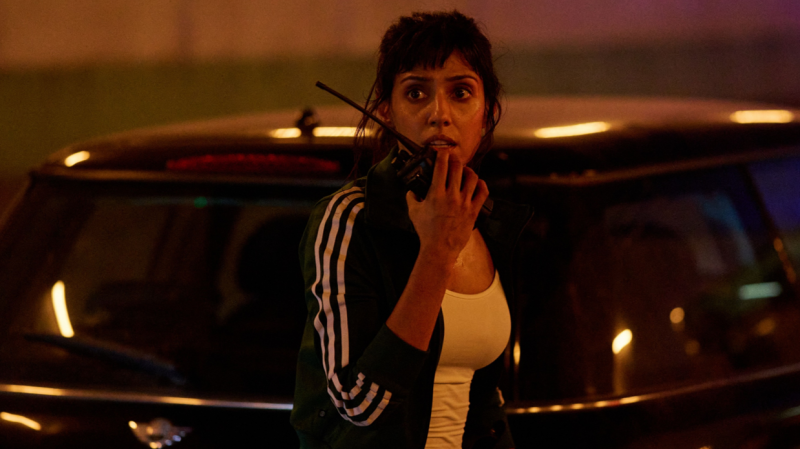   Ritu Arya als MI6-Agentin Zara Taylor in Paris Has Fallen