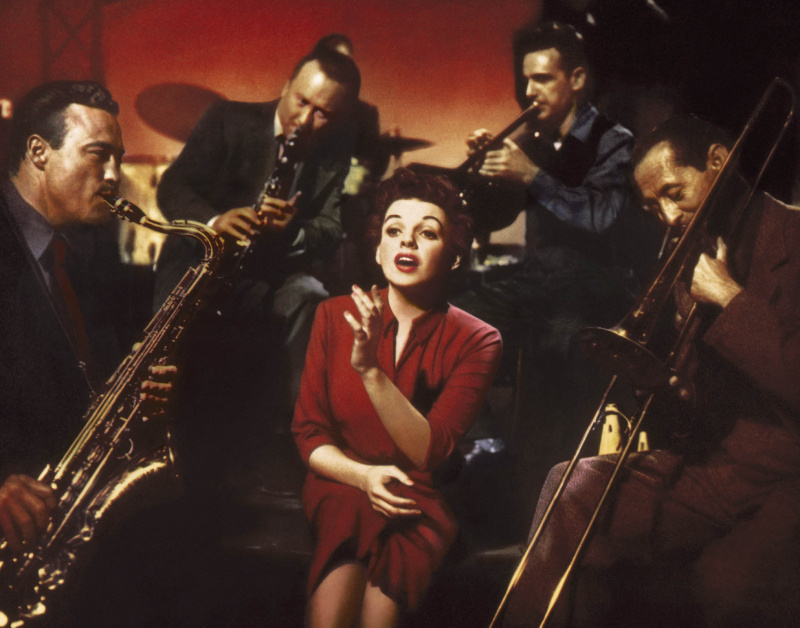   TV šį vakarą Judy Garland filme „Gimsta žvaigždė“.