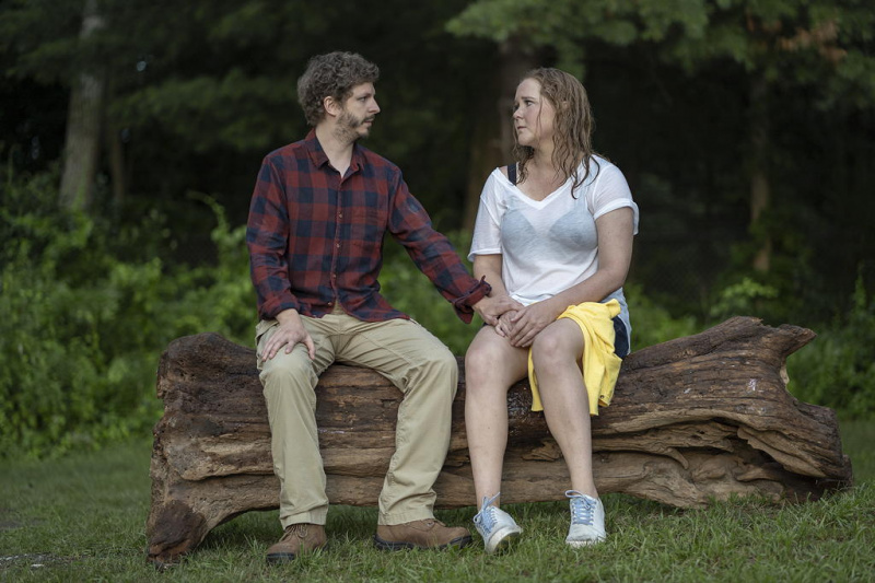   TV tänä iltana Pääosissa Michael Cera ja Amy Schumer.
