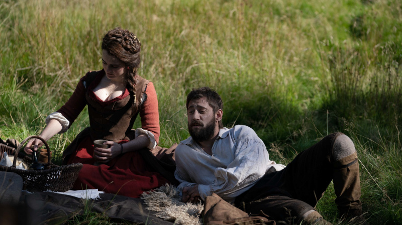   Grace et David partagent un pique-nique à The Gallows Pole